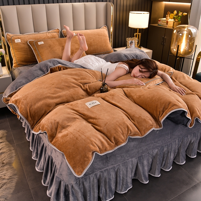 91家纺网 家纺一手货源 找家纺 畅畅家纺 2023新款纯色8.5斤9斤牛奶绒法莱绒宝宝金貂绒四件套 咖+灰