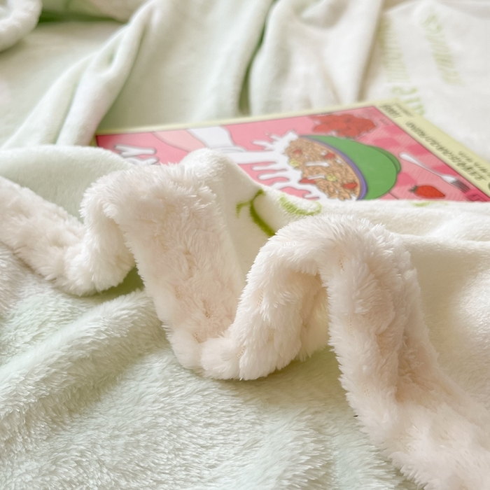 91家纺网 家纺一手货源 找家纺 川悦生活 2023新款双面240克宽边牛奶绒毯子 毛毯美好生活