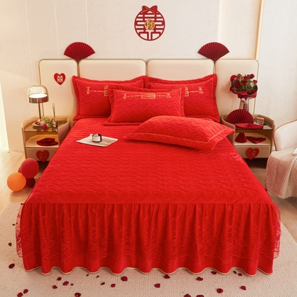 91家纺网 家纺一手货源 找家纺 （总）宜凡家纺 2023秋冬新品婴儿绒婚庆床裙三件套