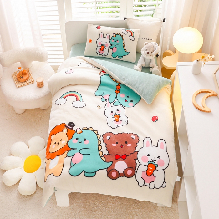 91家纺网 家纺一手货源 找家纺 鱼宝 2023新款大版牛奶绒婴童套件 动物之家