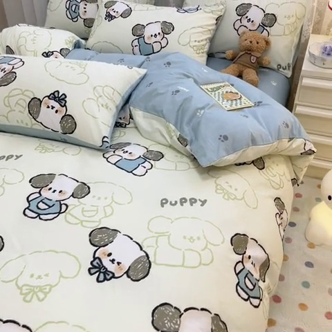 91家纺网 家纺一手货源 找家纺 小懒猪 2024春夏新款全棉卡通印花四件套 班尼狗