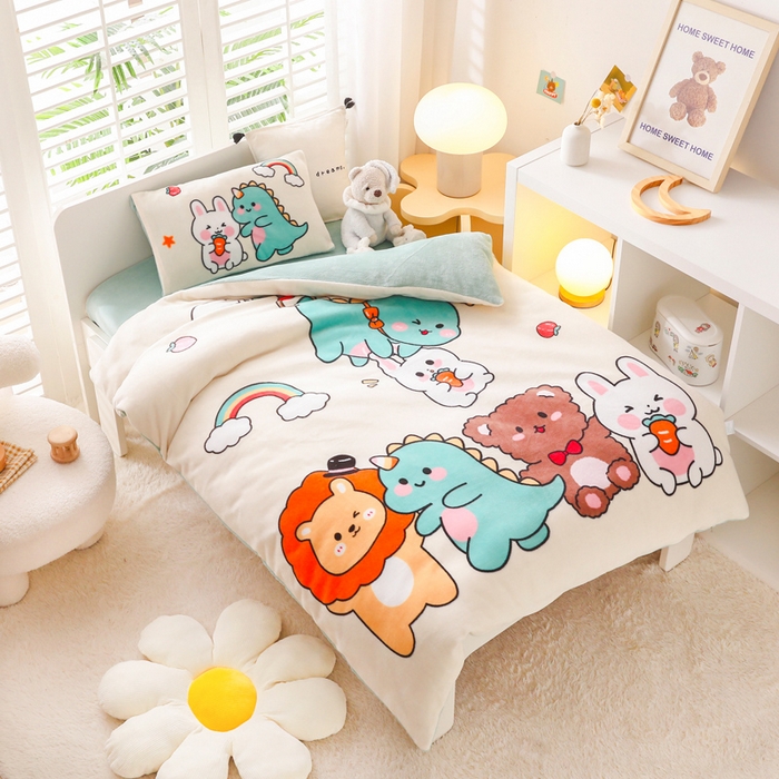 91家纺网 家纺一手货源 找家纺 鱼宝 2023新款大版牛奶绒婴童套件 动物之家