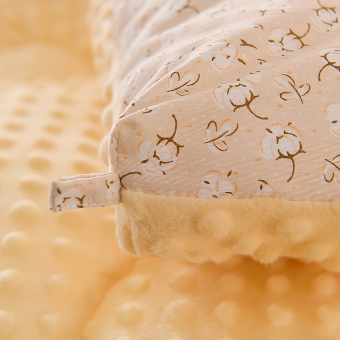 91家纺网 家纺一手货源 找家纺 圣楚家纺  2024新款豆豆绒保暖冬被 小睡棉黄