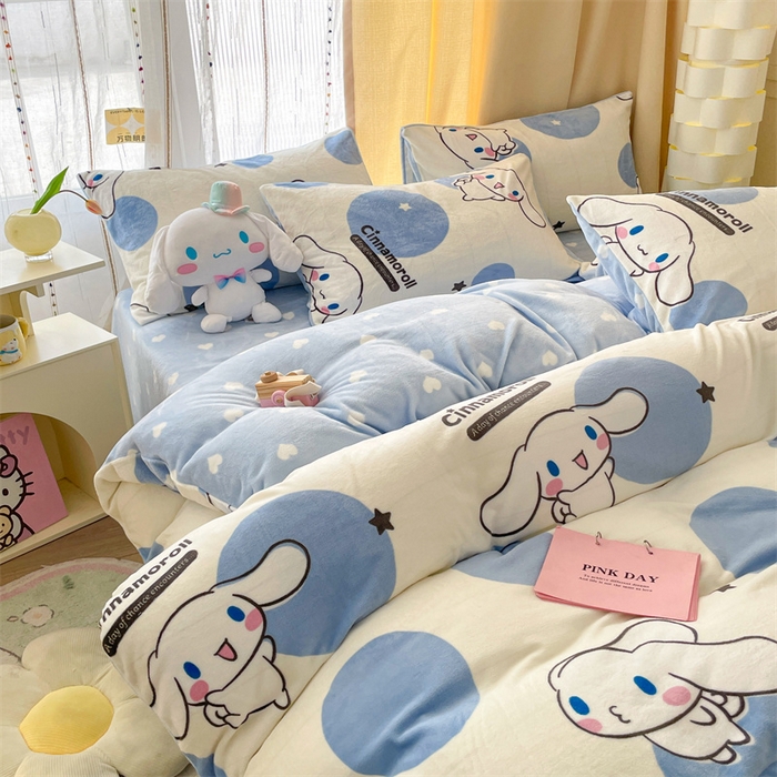 91家纺网 家纺一手货源 找家纺 博雅 2023新款三丽鸥正版授权卡通加厚牛奶绒系列四件套 波点玉桂狗