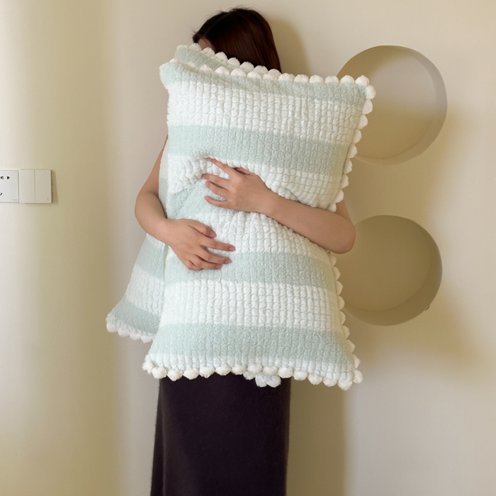 91家纺网 家纺一手货源 找家纺 玛奇朵 2023新款秋冬泰兔绒提花四件套-朵以 朵以-绿