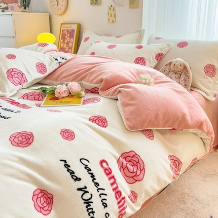 全季家居2023新款小清新A类高克重加厚印花牛奶绒四件套 山茶花