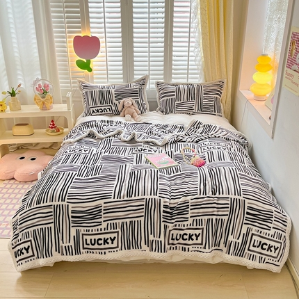 91家纺网 家纺一手货源 找家纺 （总）川悦生活 2023新款双面240克宽边牛奶绒毯子