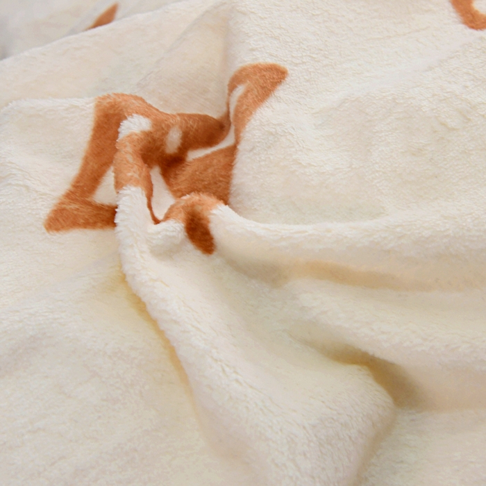 91家纺网 家纺一手货源 找家纺 爵仕家纺 2023新款暴力熊牛奶绒系列四件套 机械咖