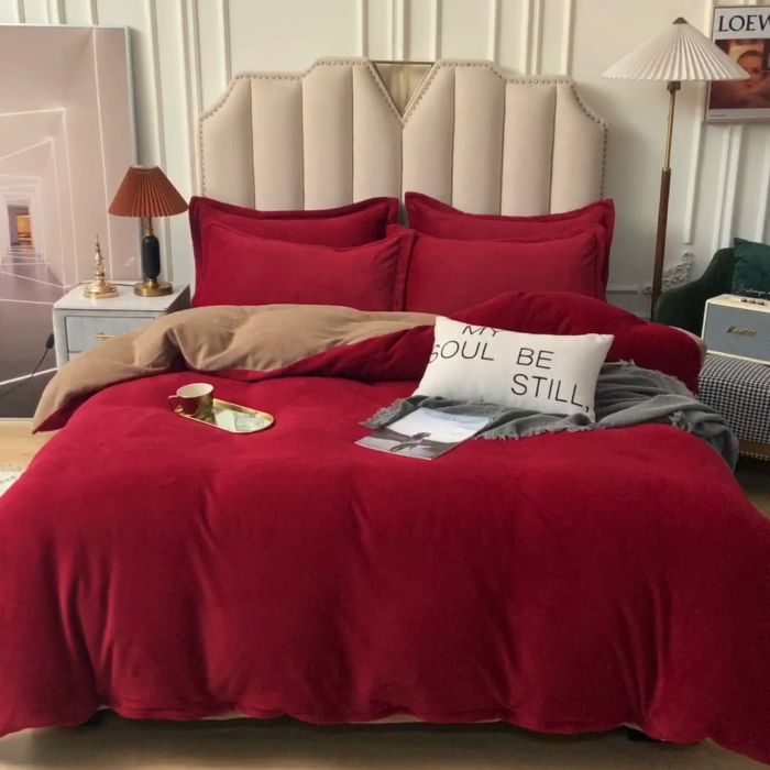 91家纺网 家纺一手货源 找家纺 甜之梦 2025牛奶绒纯色拼色单品四件套被套（可定制尺寸）洋酒红＋奶茶咖