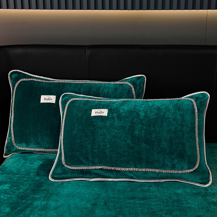 91家纺网 家纺一手货源 找家纺 畅畅家纺 2023新款纯色8.5斤9斤牛奶绒法莱绒宝宝金貂绒四件套 绿