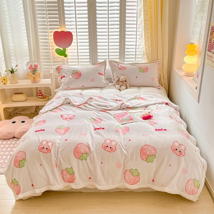 91家纺网 家纺一手货源 找家纺 （总）川悦生活 2023新款双面240克宽边牛奶绒毯子