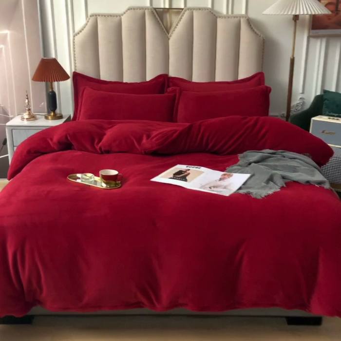91家纺网 家纺一手货源 找家纺 甜之梦 2025牛奶绒纯色拼色单品四件套床单（可定制尺寸）洋酒红