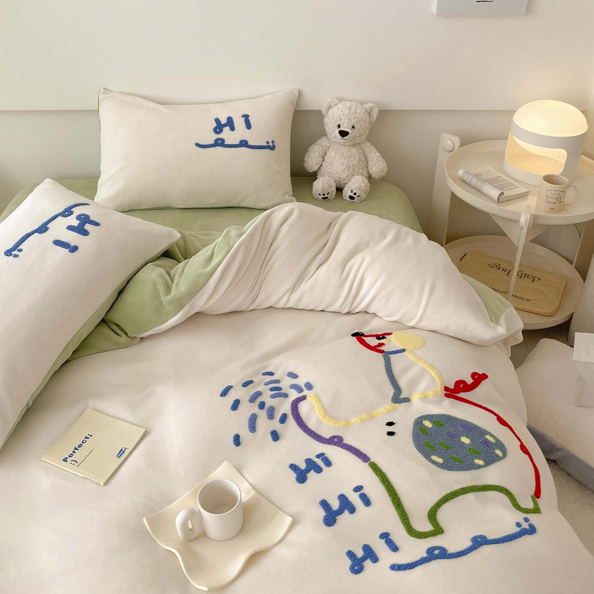 91家纺网 家纺一手货源 找家纺 （总）玛奇朵 2023新款秋冬牛奶绒多巴胺彩色线条毛巾绣四件套