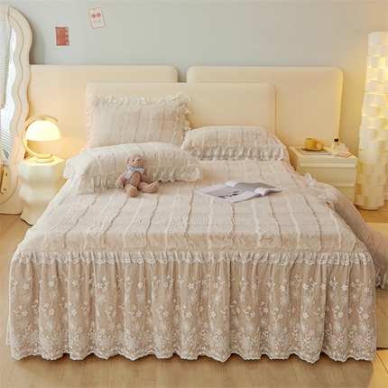 91家纺网 家纺一手货源 找家纺 （总）宜凡家纺 2023新款高克重兔绒牛奶绒床裙三件套