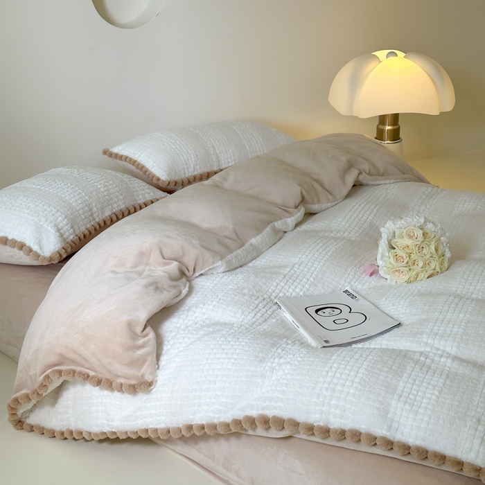 91家纺网 家纺一手货源 找家纺 （总）玛奇朵 2023新款秋冬泰兔绒提花四件套-朵以