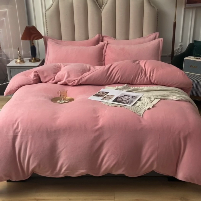 91家纺网 家纺一手货源 找家纺 甜之梦2025牛奶绒纯色拼色单品四件套被套（可定制尺寸）淡粉