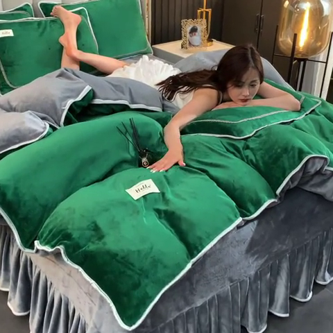 91家纺网 家纺一手货源 找家纺 畅畅家纺 2023新款纯色8.5斤9斤牛奶绒法莱绒宝宝金貂绒四件套 绿+灰