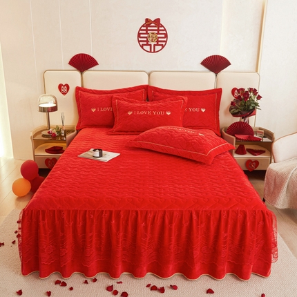 91家纺网 家纺一手货源 找家纺 （总）宜凡家纺 2023秋冬新品婴儿绒婚庆床裙三件套