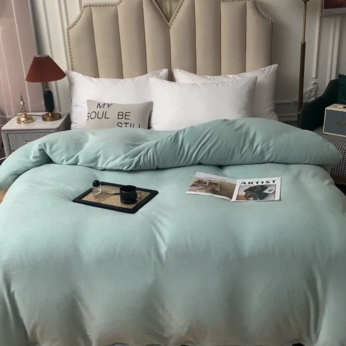 91家纺网 家纺一手货源 找家纺 甜之梦2025牛奶绒纯色拼色单品四件套被套（可定制尺寸）嫩绿