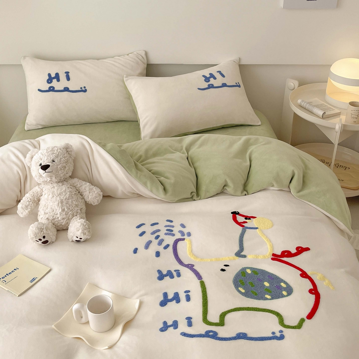 91家纺网 家纺一手货源 找家纺 （总）玛奇朵 2023新款秋冬牛奶绒多巴胺彩色线条毛巾绣四件套