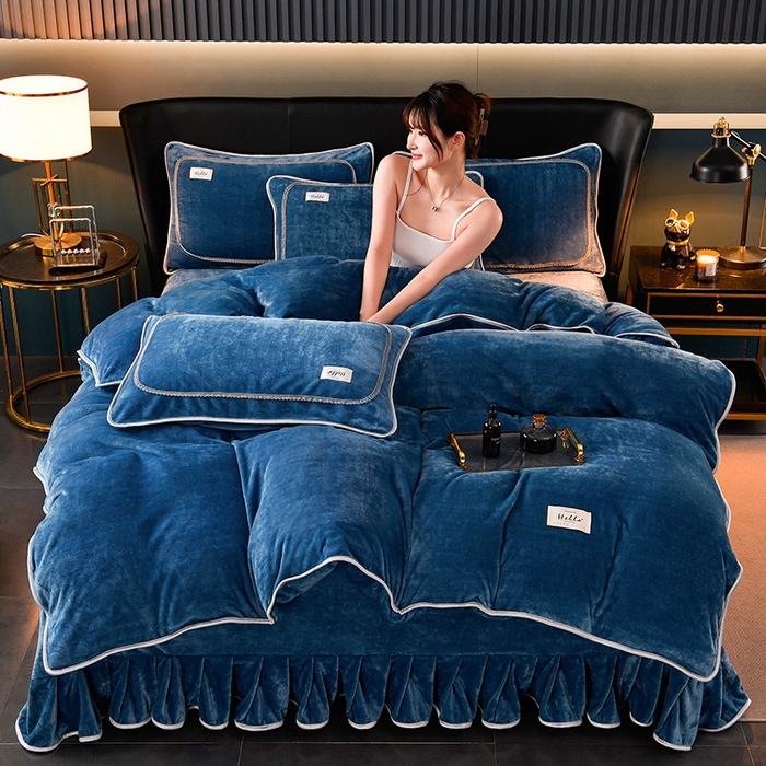 91家纺网 家纺一手货源 找家纺 畅畅家纺 2023新款纯色8.5斤9斤牛奶绒法莱绒宝宝金貂绒四件套 宾利蓝