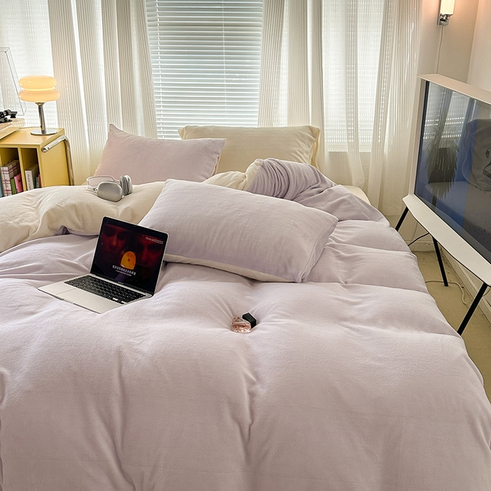 91家纺网 家纺一手货源 找家纺 昔可家纺 2023新款奶油纯色系列双拼牛奶绒四件套 芋泥波波