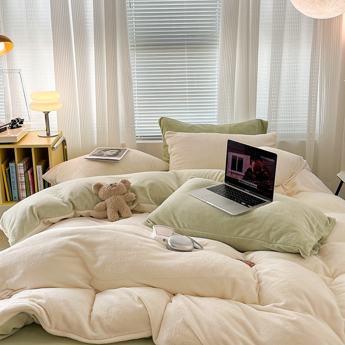 91家纺网 家纺一手货源 找家纺 昔可家纺 2023新款奶油纯色系列双拼牛奶绒四件套 茉莉奶绿