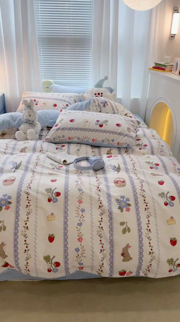 91家纺网 家纺一手货源 找家纺 昔可家纺 2023新款y2k卡通印花系列棉加绒四件套 蕾丝花边兔