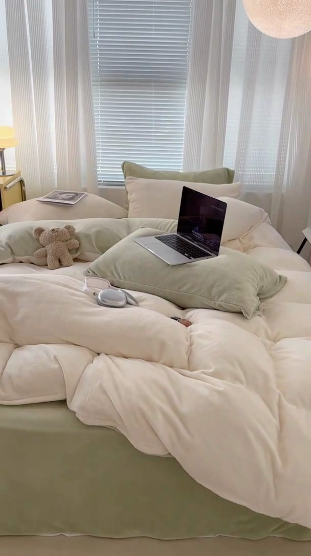 91家纺网 家纺一手货源 找家纺 昔可家纺 2023新款奶油纯色系列双拼牛奶绒四件套 茉莉奶绿