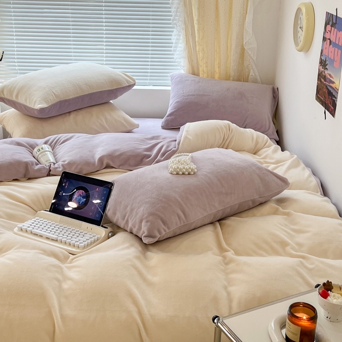 91家纺网 家纺一手货源 找家纺 昔可家纺2023新款奶油纯色系列双拼牛奶绒四件套 奶缇米紫