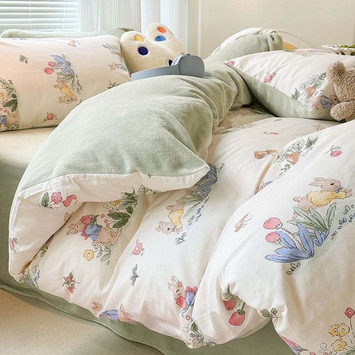 91家纺网 家纺一手货源 找家纺 昔可家纺 2023新款y2k卡通印花系列棉加绒四件套 花丛兔兔