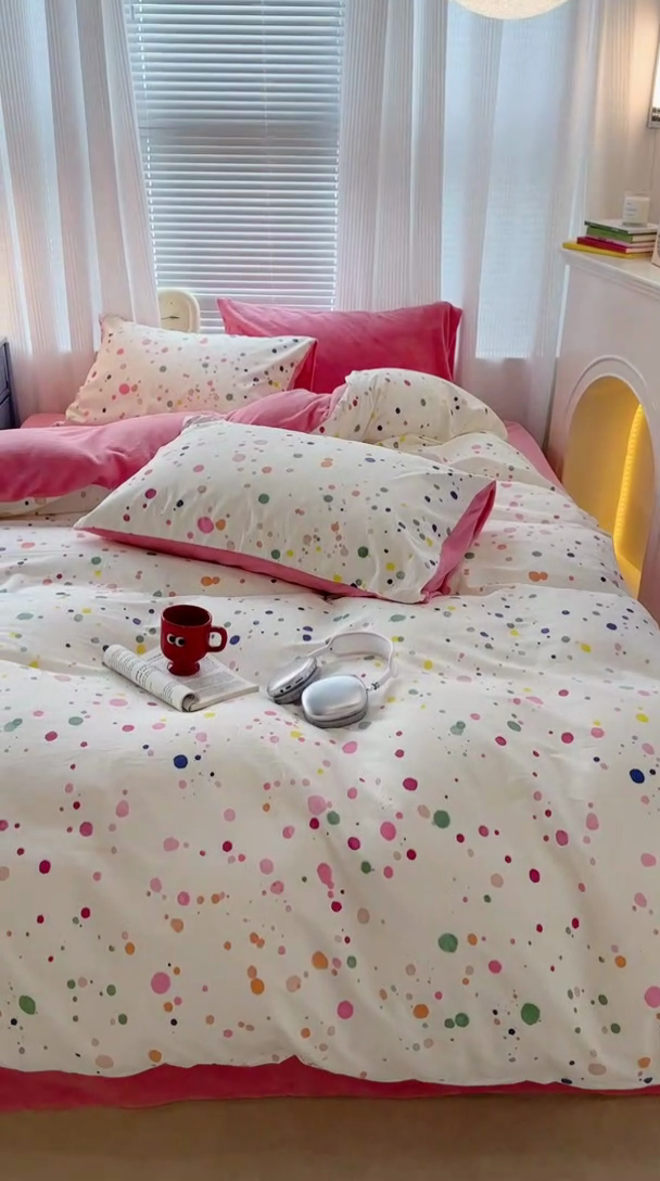 91家纺网 家纺一手货源 找家纺 昔可家纺 2023新款y2k卡通印花系列棉加绒四件套 彩色泼墨