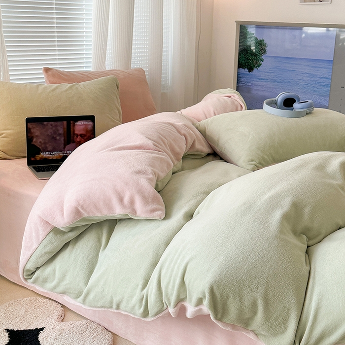 91家纺网 家纺一手货源 找家纺 昔可家纺 2023新款奶油纯色系列双拼牛奶绒四件套 蜜瓜奶昔