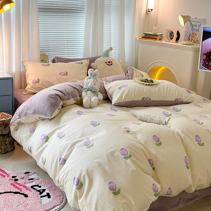 91家纺网 家纺一手货源 找家纺 昔可家纺 2023新款y2k卡通印花系列棉加绒四件套 紫色郁金香