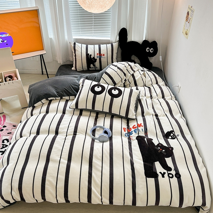 91家纺网 家纺一手货源 找家纺 昔可家纺 2023新款大版数码印花保暖牛奶绒四件套 功夫黑猫