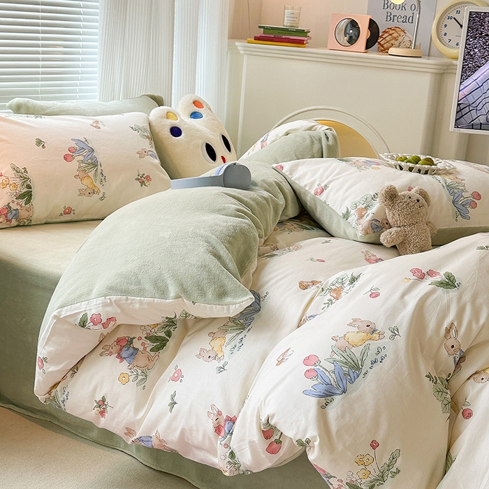 91家纺网 家纺一手货源 找家纺 昔可家纺 2023新款y2k卡通印花系列棉加绒四件套 花丛兔兔