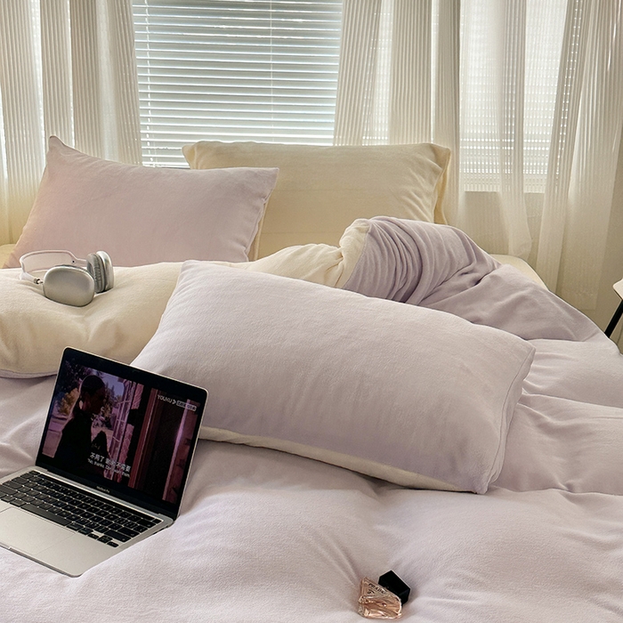 91家纺网 家纺一手货源 找家纺 昔可家纺2023新款奶油纯色系列双拼牛奶绒四件套 芋泥波波