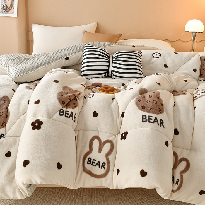 91家纺网 家纺一手货源 找家纺 梦初语 2023新款A类双面牛奶绒豆豆被冬被芯被子春秋被 路易兔