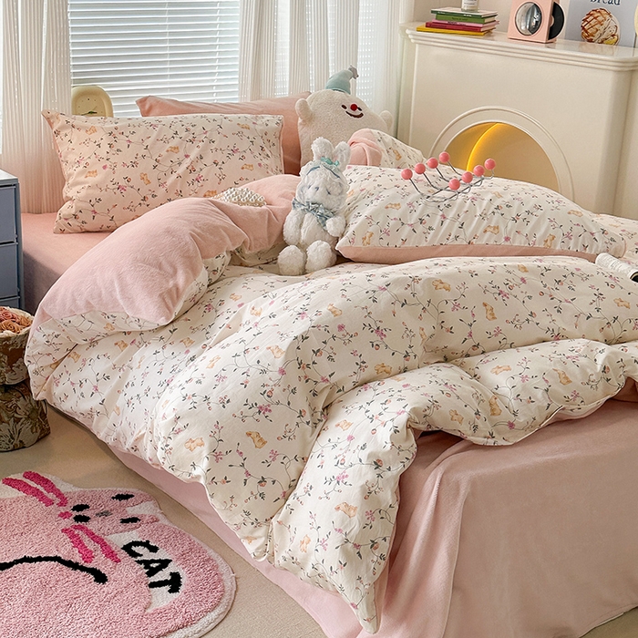 91家纺网 家纺一手货源 找家纺 昔可家纺 2023新款y2k卡通印花系列棉加绒四件套 茉莉兔