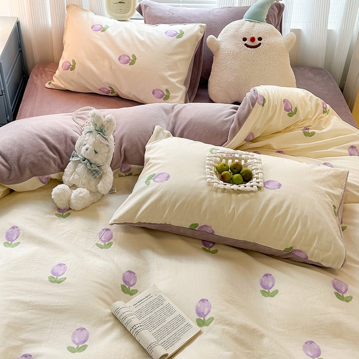 91家纺网 家纺一手货源 找家纺 昔可家纺 2023新款y2k卡通印花系列棉加绒四件套 紫色郁金香