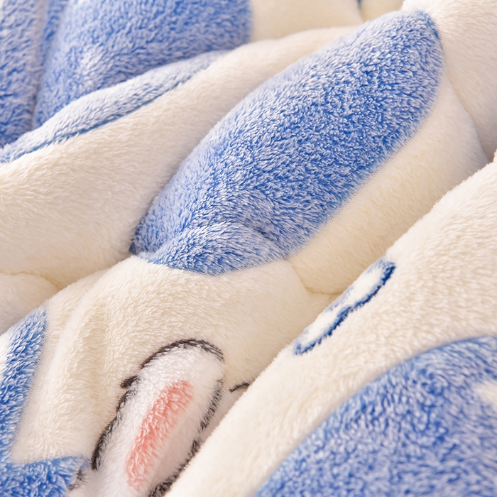 91家纺网 家纺一手货源 找家纺 金灵居 2025新款雪花绒羊羔绒冬被子被芯春秋被 爱心满满