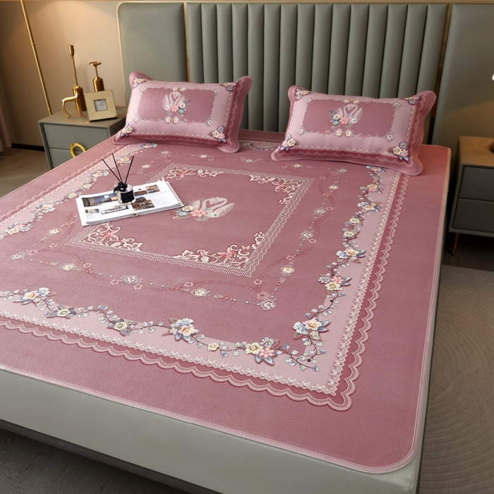 91家纺网 家纺一手货源 找家纺 （总）歌历斯家纺 2023新款清凉舒卧奢华牛皮席-天鹅之恋