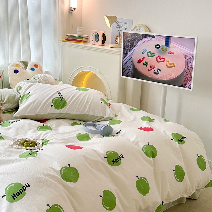 91家纺网 家纺一手货源 找家纺 昔可家纺 2023新款y2k卡通印花系列棉加绒四件套 红绿苹果