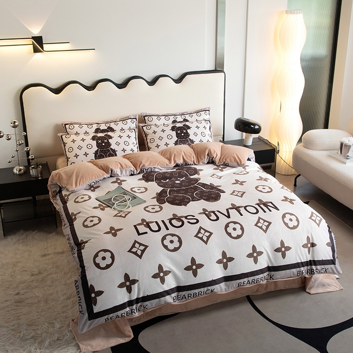 91家纺网 家纺一手货源 找家纺 摩卡 2024新款秋冬新品网红款婴儿绒毛四件套 熊仔咖