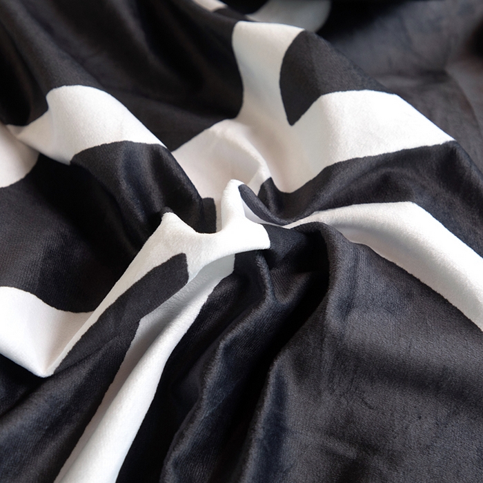 91家纺网 家纺一手货源 找家纺 摩卡 2024新款秋冬新品网红款婴儿绒毛四件套 至爱黑