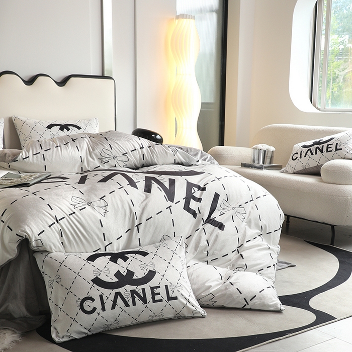 91家纺网 家纺一手货源 找家纺 摩卡 2024新款秋冬新品网红款婴儿绒毛四件套 可可小姐