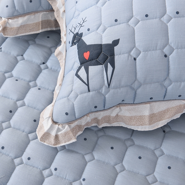 91家纺网 家纺一手货源 找家纺 八十八家纺 2024新款全棉夹棉单品套件—枕套 奔跑吧小鹿