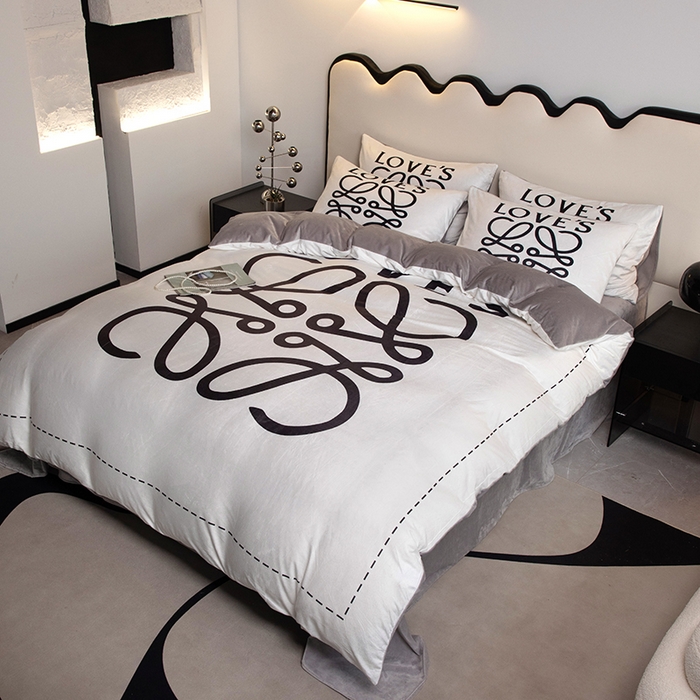 91家纺网 家纺一手货源 找家纺 摩卡 2024新款秋冬新品网红款婴儿绒毛四件套 至爱白