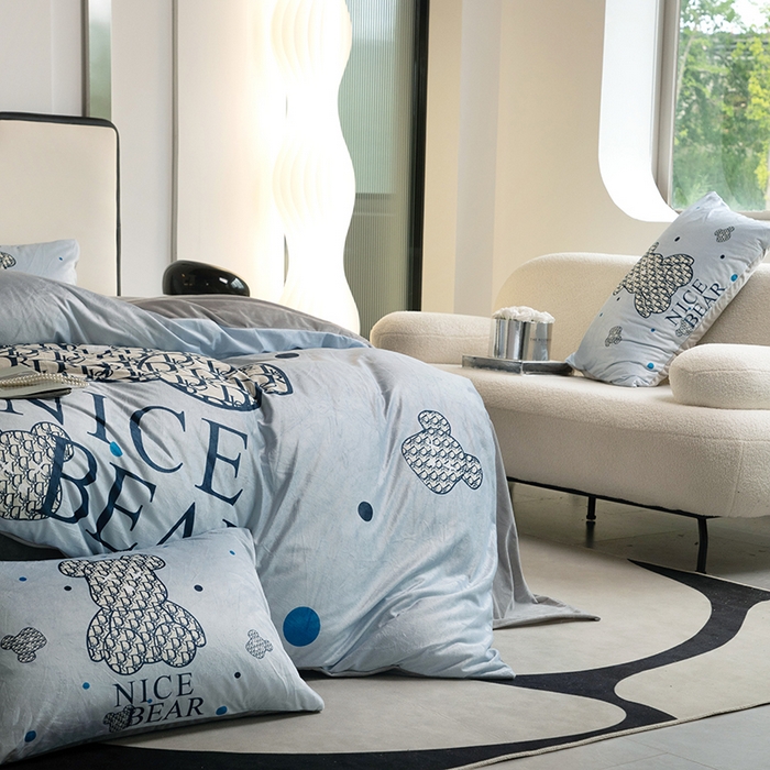 91家纺网 家纺一手货源 找家纺 摩卡 2024新款秋冬新品网红款婴儿绒毛四件套 萌迪