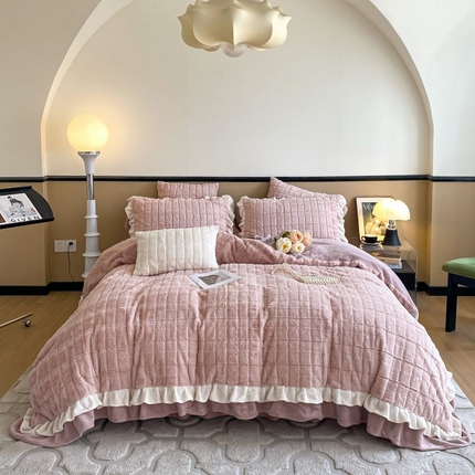 91家纺网 家纺一手货源 找家纺 金麦家纺 2023新款皮草级兔兔绒四件套 黛美娜-豆沙